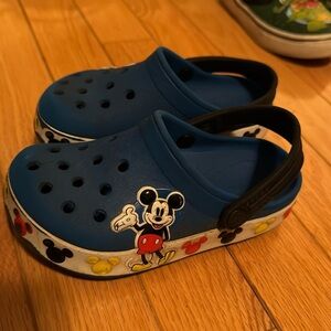 Crocs Mickey Mouse size 9
